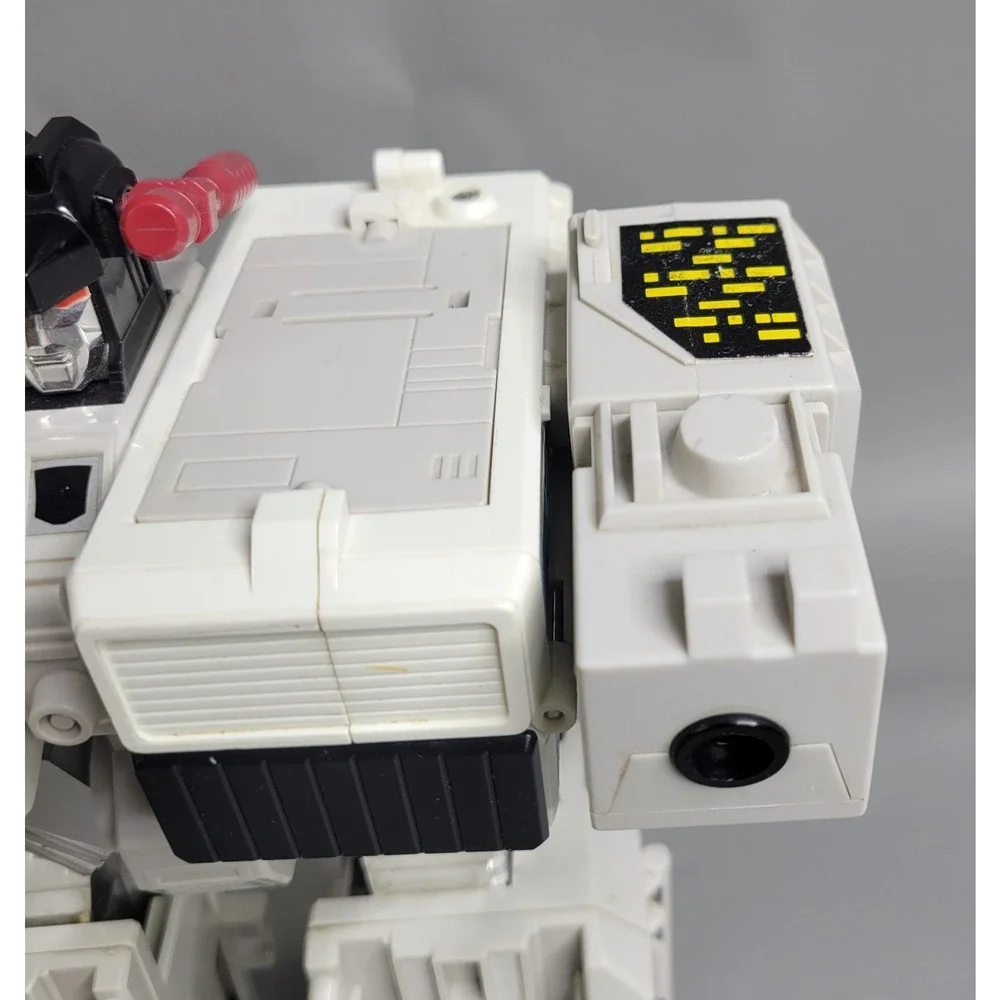 Vintage g1 transformers metroplex Hasbro Takara action figure 1985 NOT COMPLETE